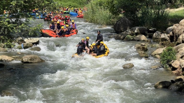 Phang NgaLongtail Boat Trip